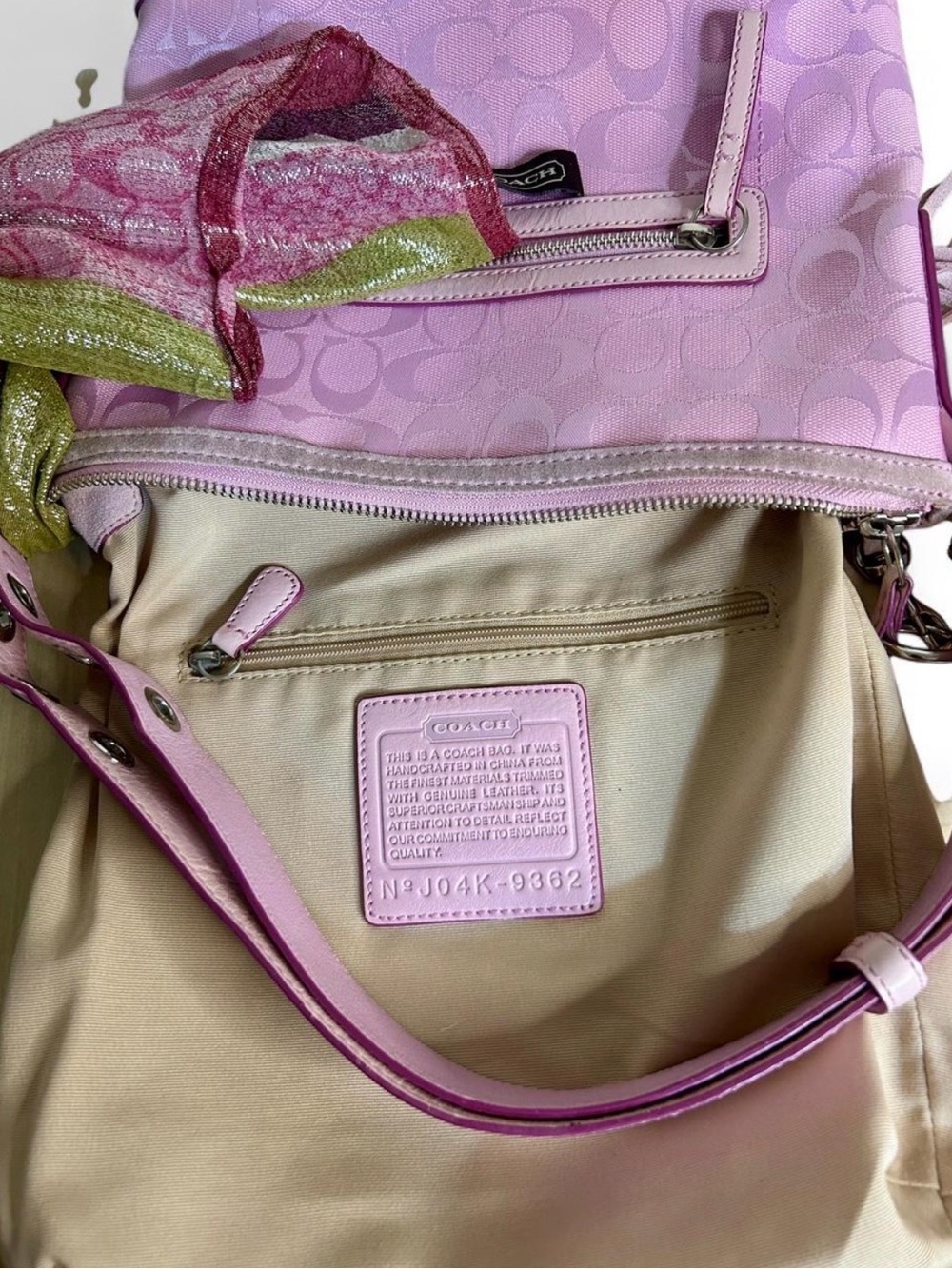 Coach Vintage Soho East West Convertible Bag 9362 and Coach Scarf - Picture 7 of 10